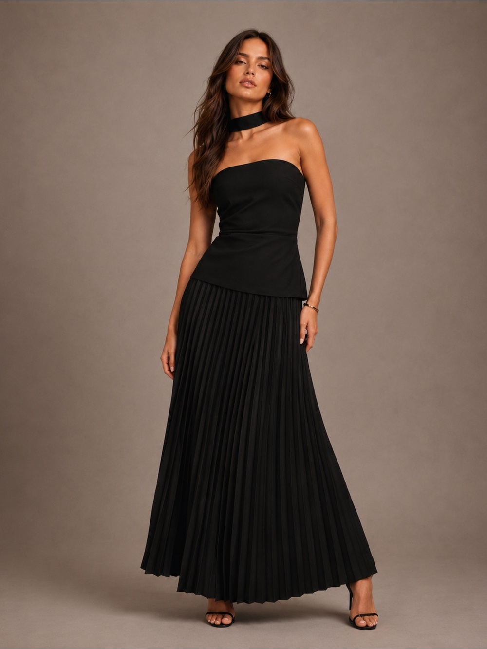 NWT Commense Choker Design Pleated Panel Dress - Black